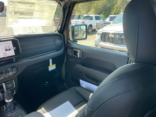 2025 Jeep Wrangler Rubicon 392