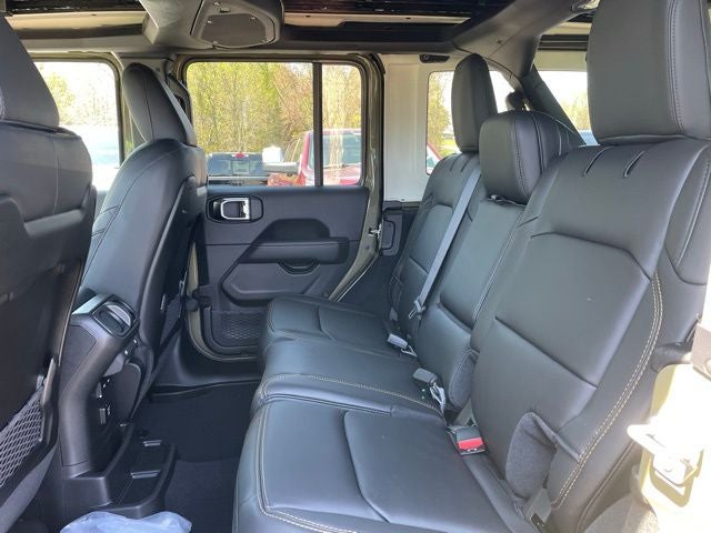 2025 Jeep Wrangler Rubicon 392