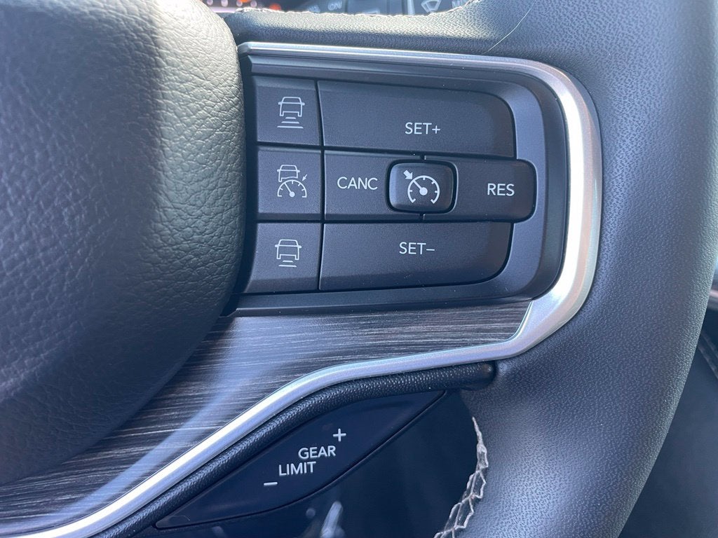 2023 Jeep Wagoneer Series III
