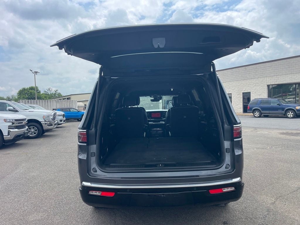 2022 Jeep Wagoneer Series III