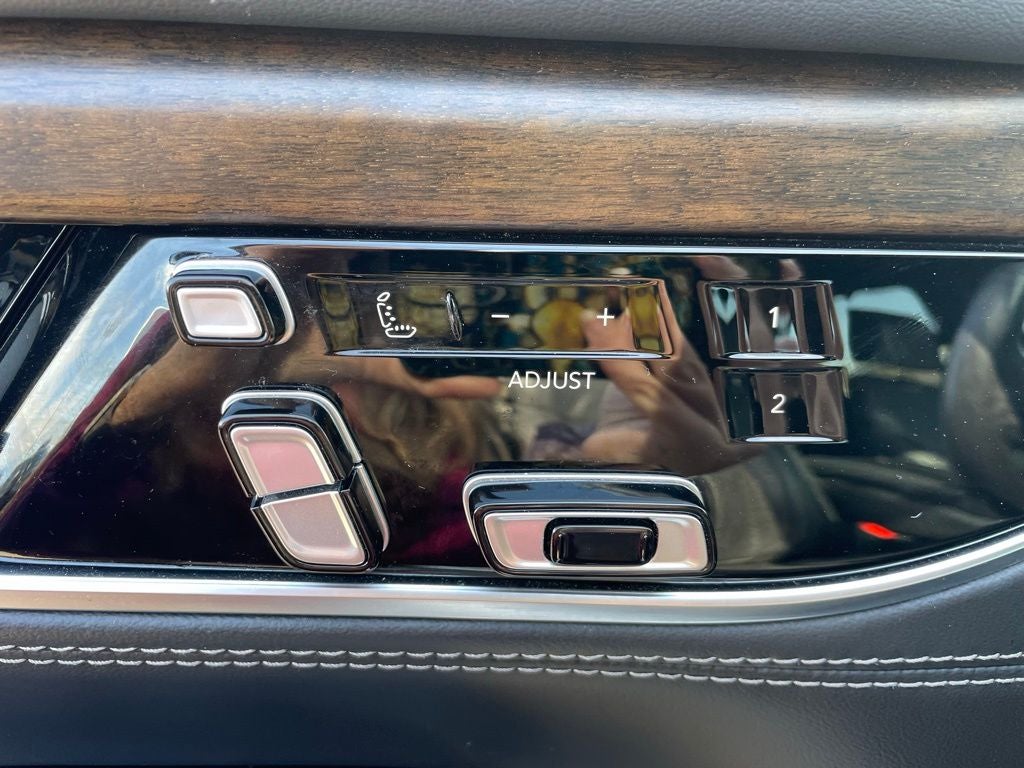 2022 Jeep Grand Wagoneer Series I