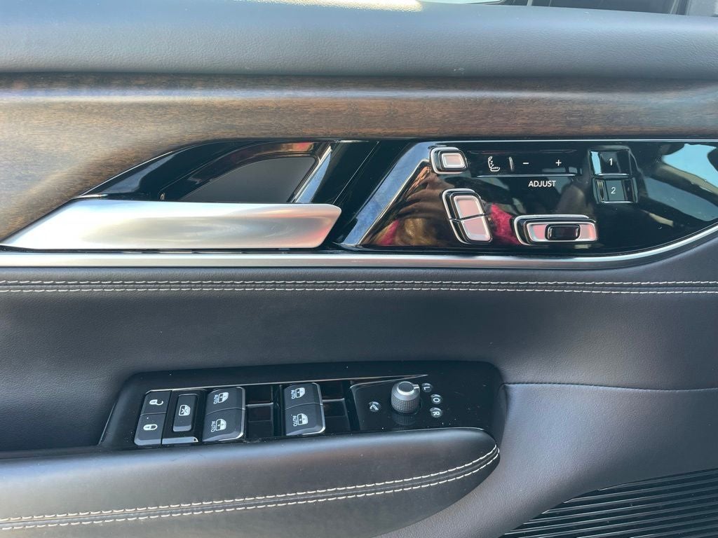 2022 Jeep Grand Wagoneer Series I