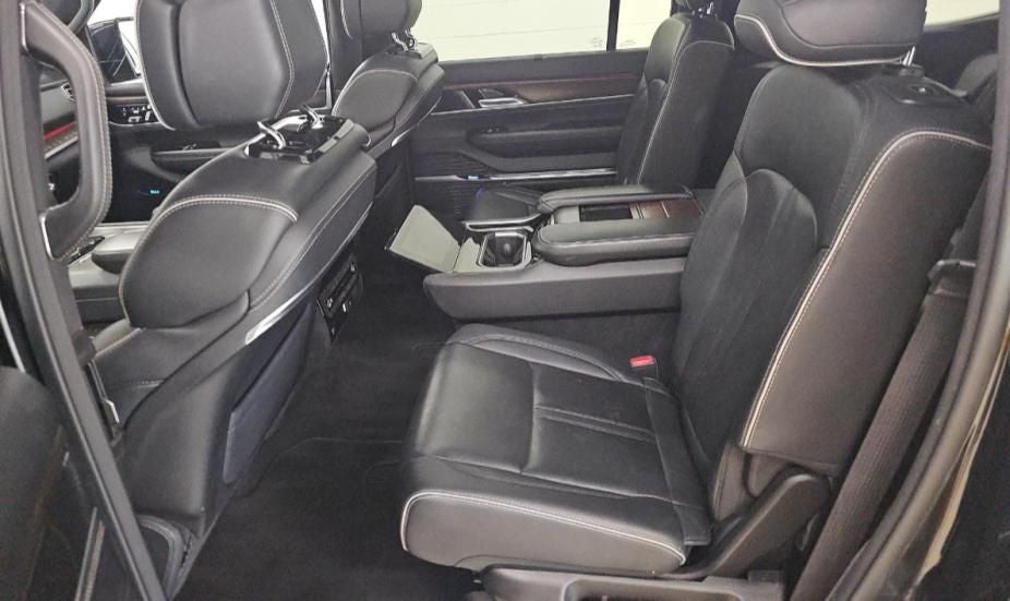 2023 Jeep Grand Wagoneer Series II