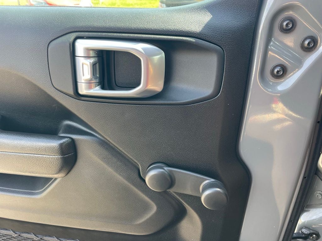 2022 Jeep Gladiator Willys Sport