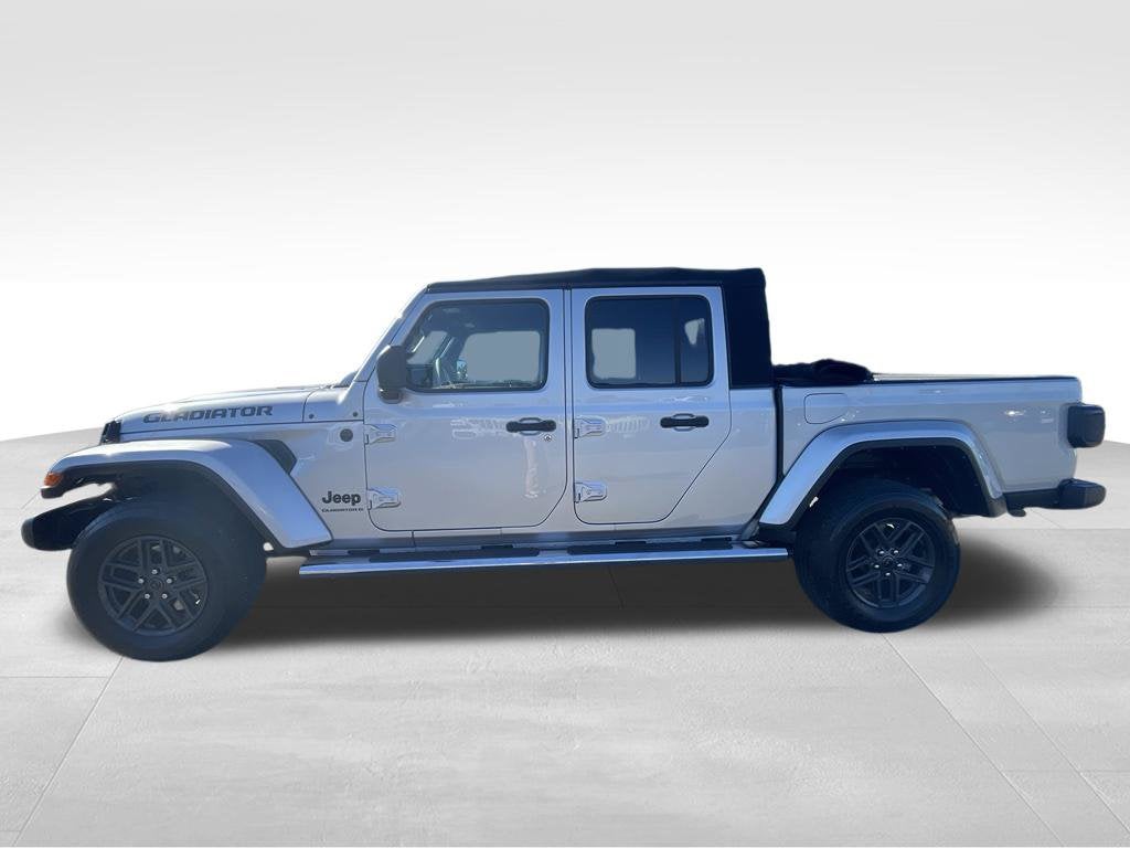 2024 Jeep Gladiator Sport S