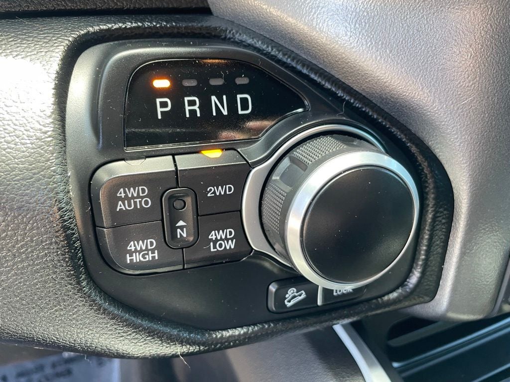 2020 RAM 1500 LONESTAR Night Edition
