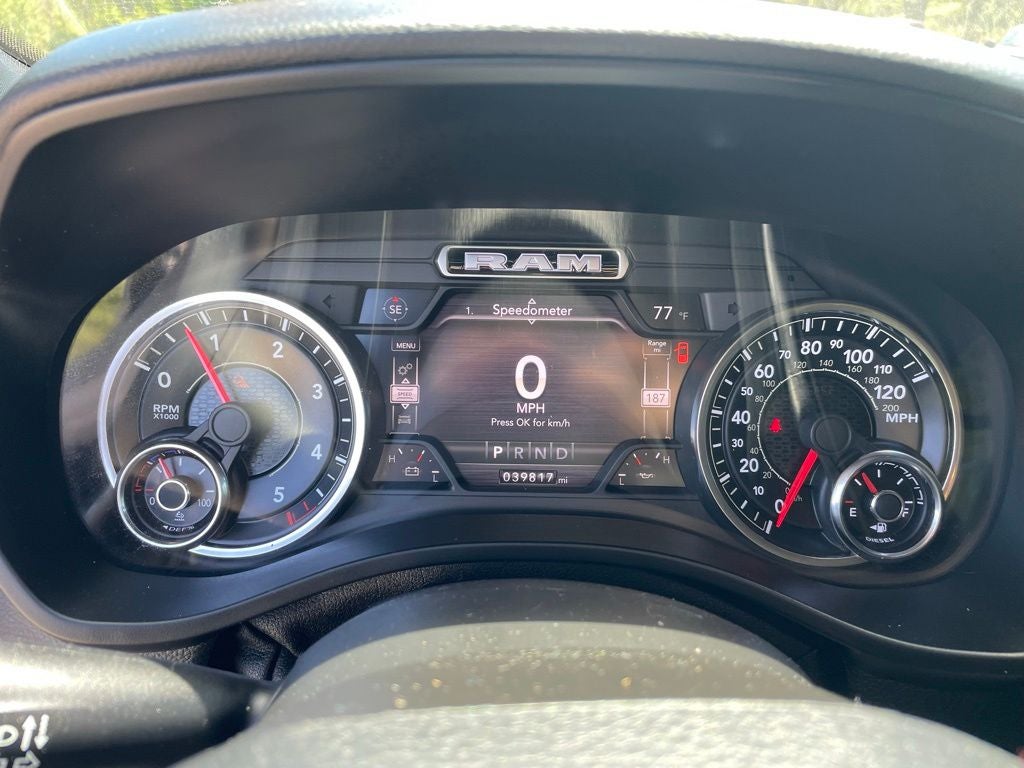 2020 RAM 1500 LONESTAR Night Edition