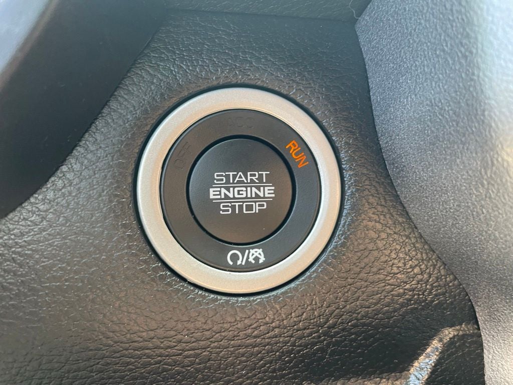 2020 RAM 1500 LONESTAR Night Edition