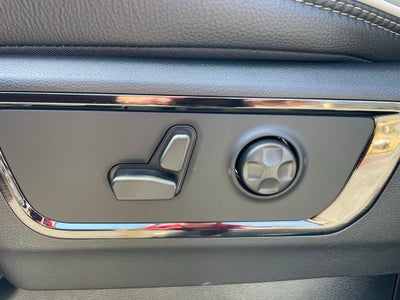 2026 RAM 1500 Limited HEMI V8