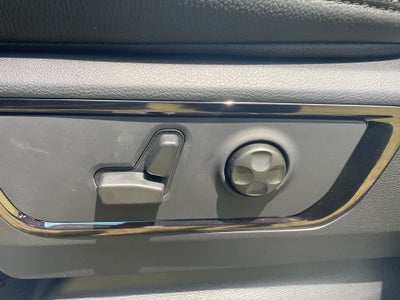2026 RAM 1500 Limited HEMI V8