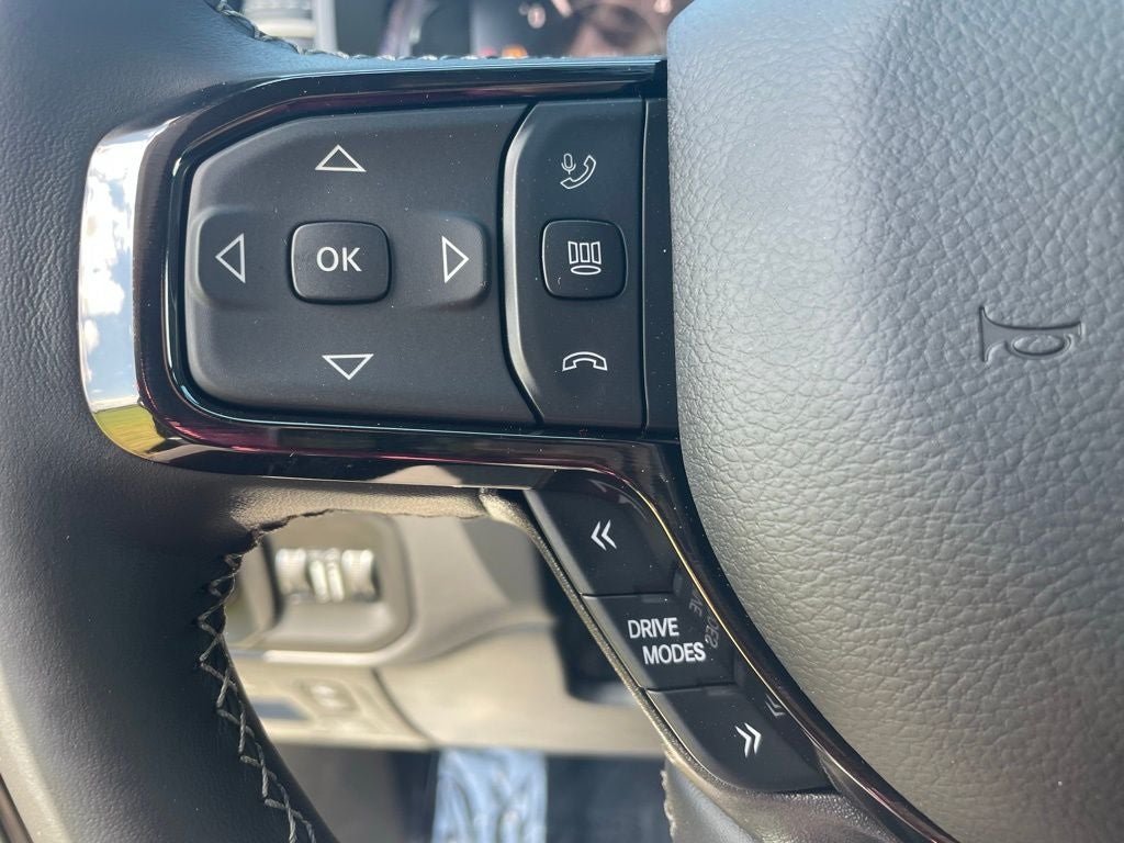 2026 RAM 1500 Limited HEMI V8