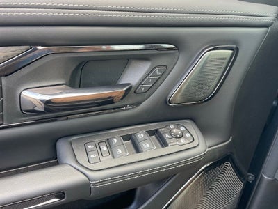 2026 RAM 1500 Limited HEMI V8