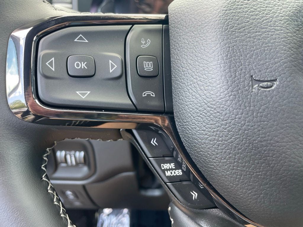 2026 RAM 1500 Limited HEMI V8