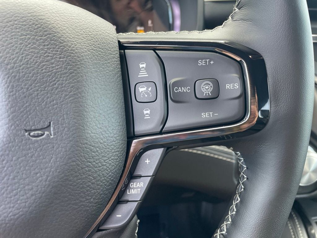 2026 RAM 1500 Limited HEMI V8