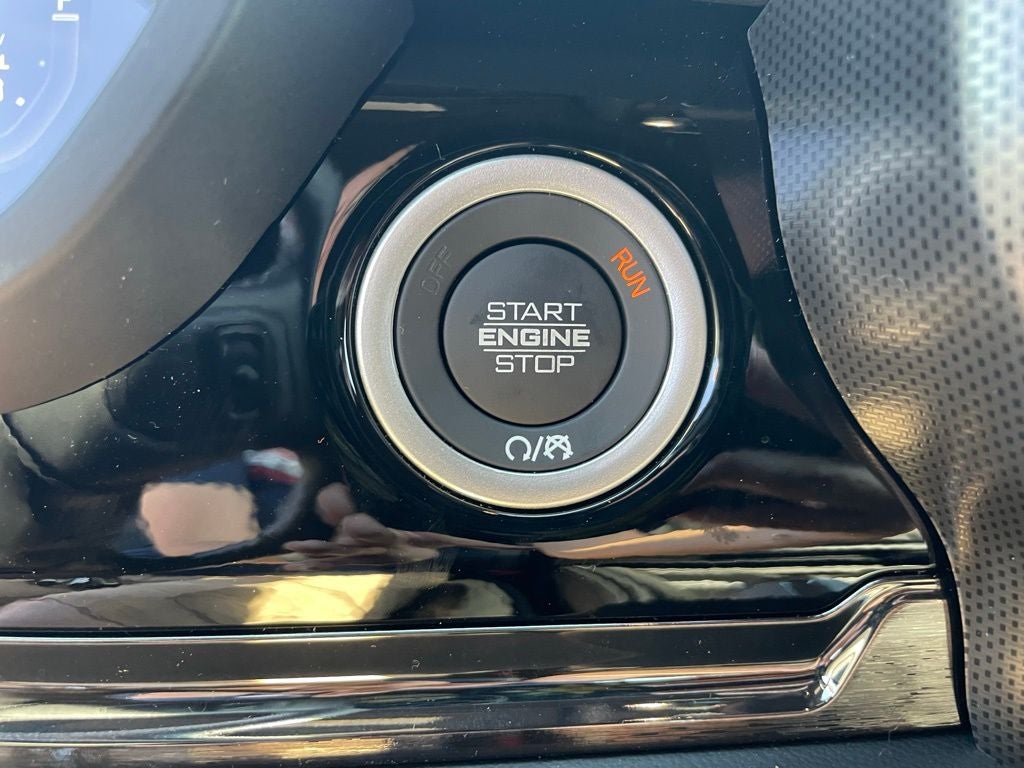 2026 RAM 1500 Limited HEMI V8