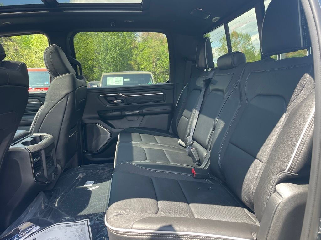 2026 RAM 1500 Limited HEMI V8
