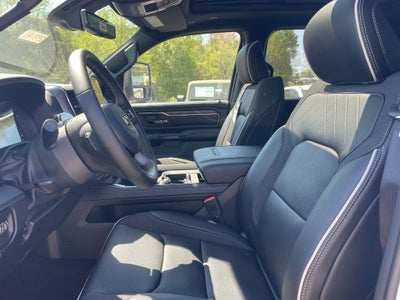 2026 RAM 1500 Limited HEMI V8