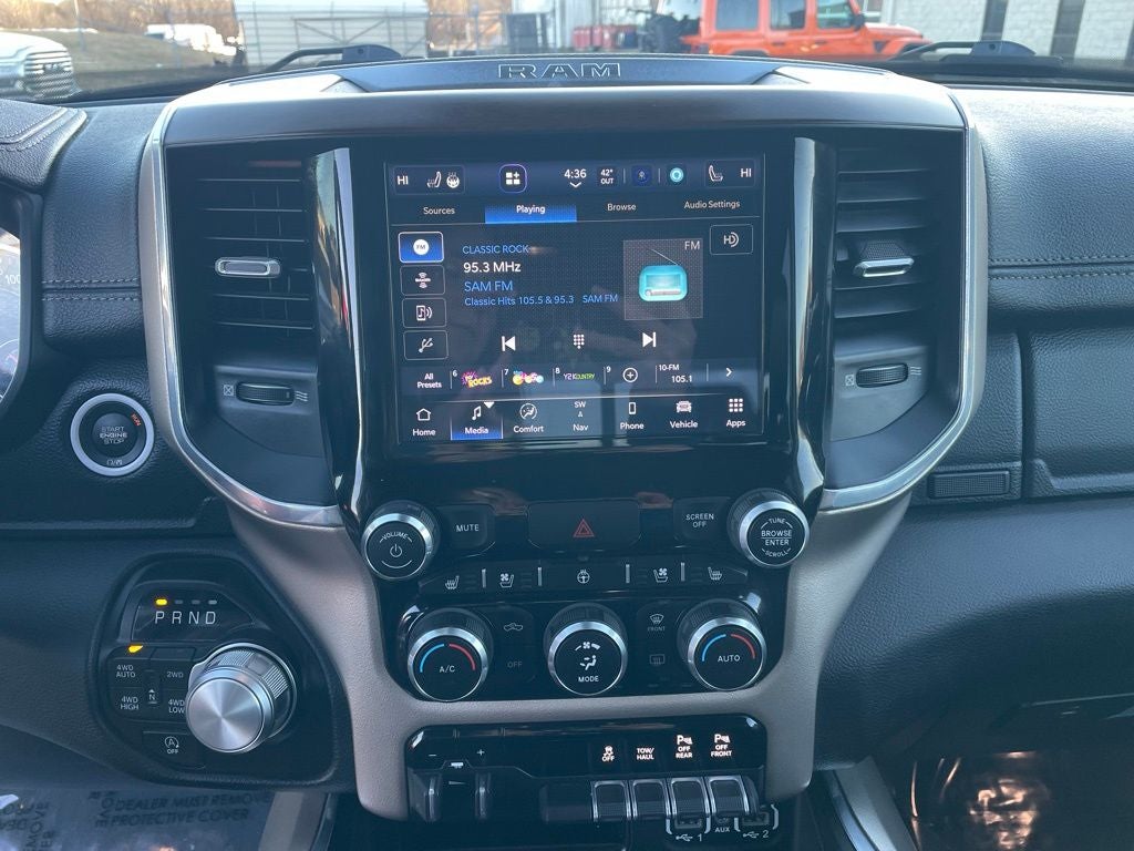 2022 RAM 1500 Laramie