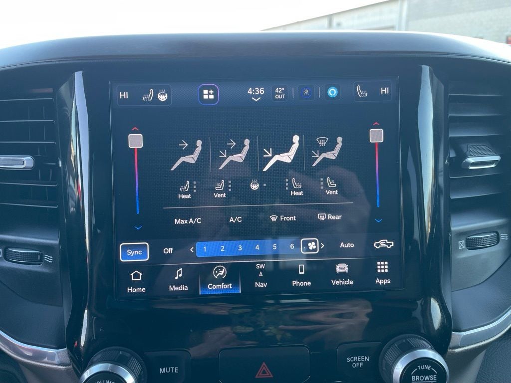 2022 RAM 1500 Laramie