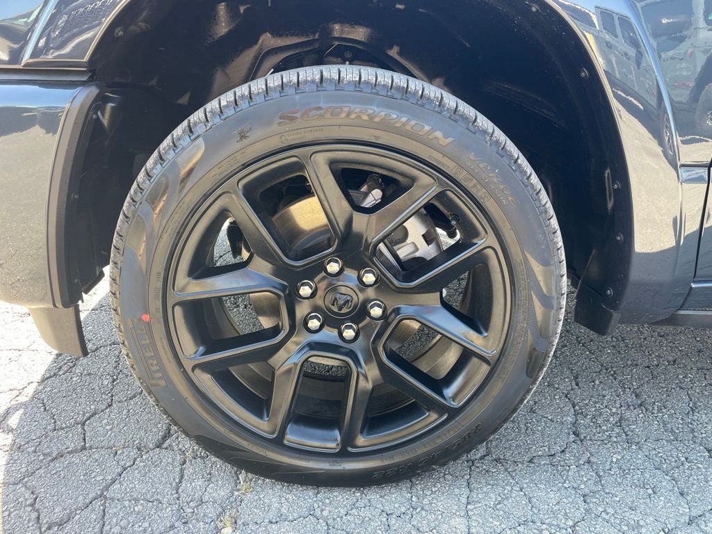 2026 RAM 1500 Laramie HEMI V8