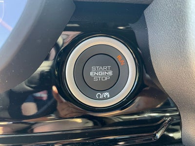 2026 RAM 1500 Laramie HEMI V8