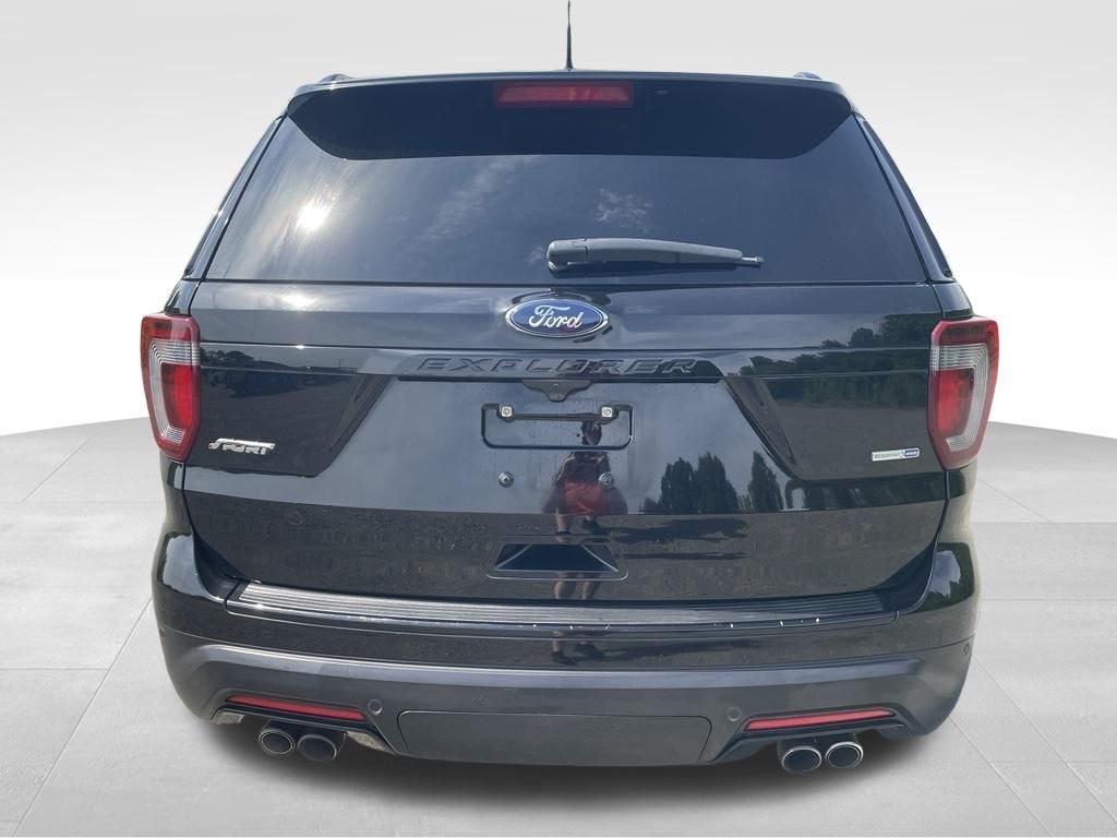 2018 Ford Explorer Sport