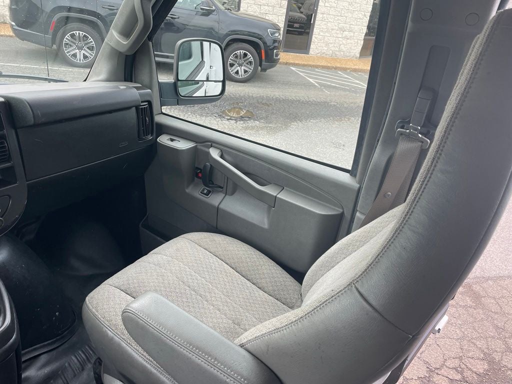 2021 Chevrolet Express 2500 Work Van Cargo