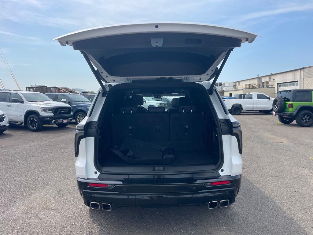 2025 Chevrolet Traverse RS