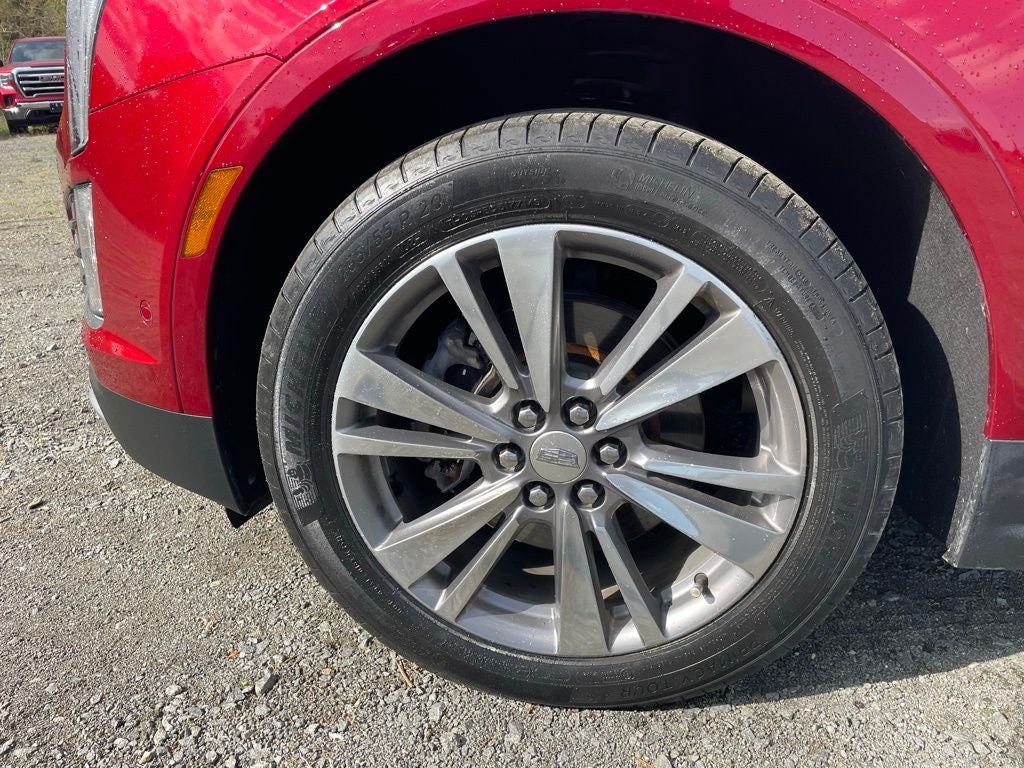 2022 Cadillac XT5 Premium Luxury