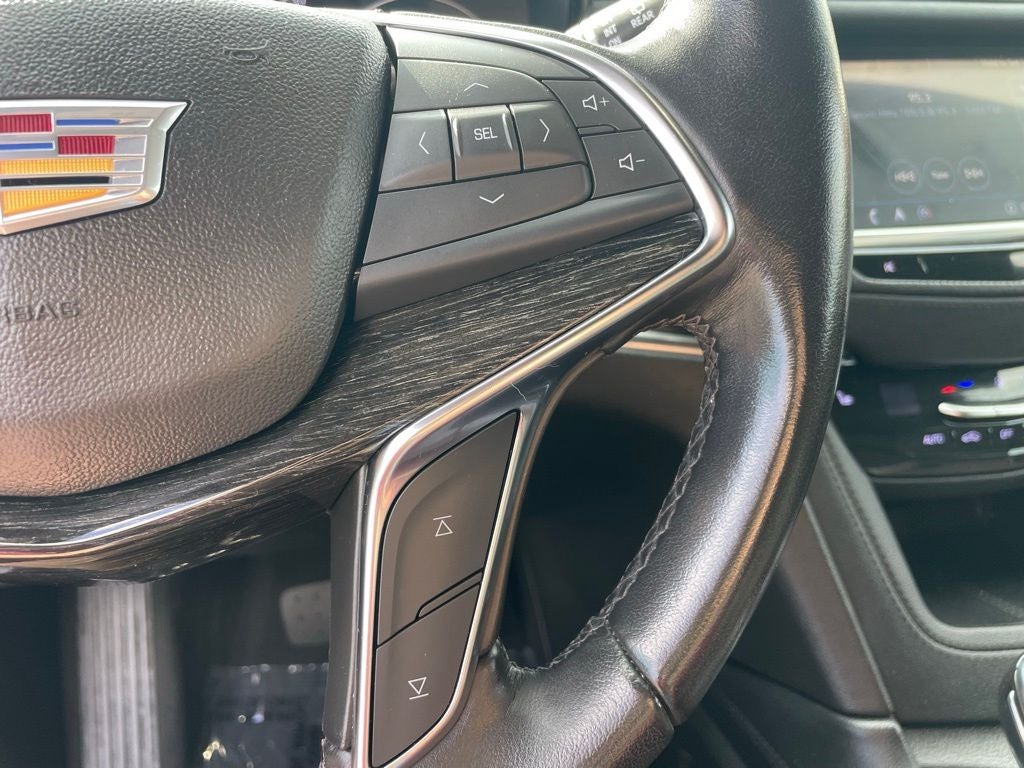 2022 Cadillac XT5 Premium Luxury