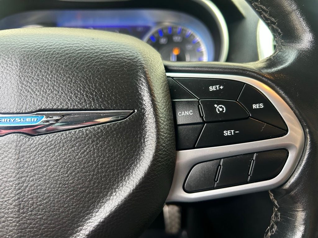 2022 Chrysler 300 Touring