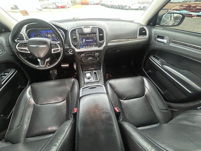 2022 Chrysler 300 Touring