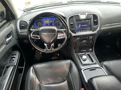 2022 Chrysler 300 Touring