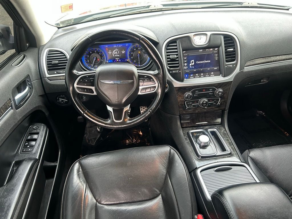 2022 Chrysler 300 Touring