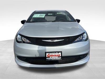 2026 Chrysler Voyager LX