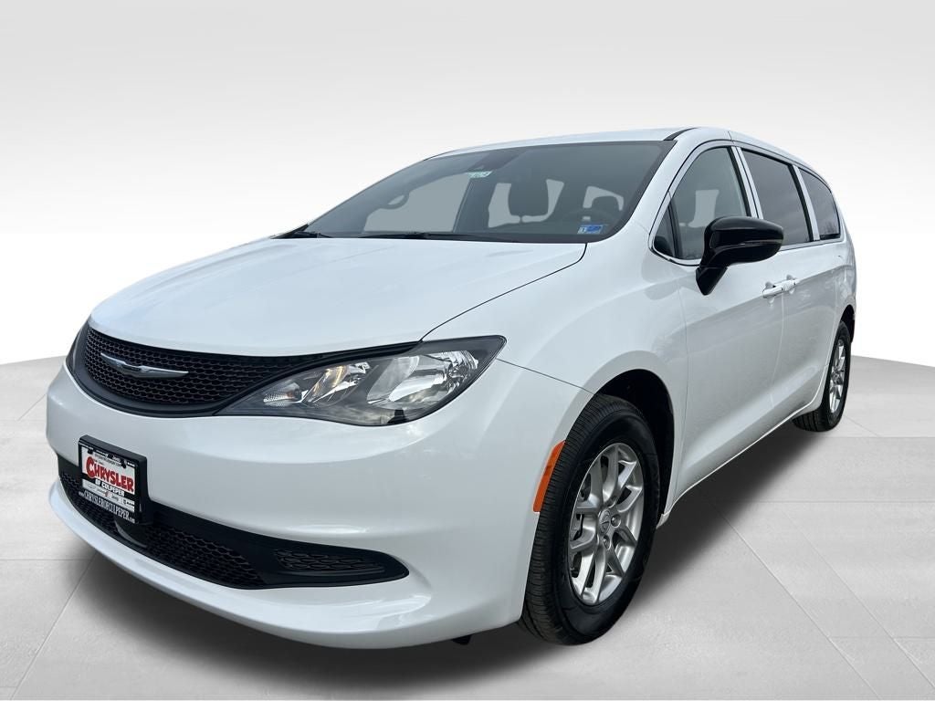 2026 Chrysler Voyager LX