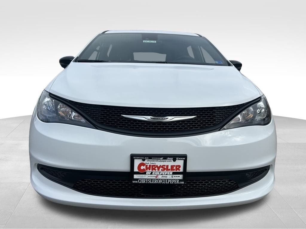 2026 Chrysler Voyager LX