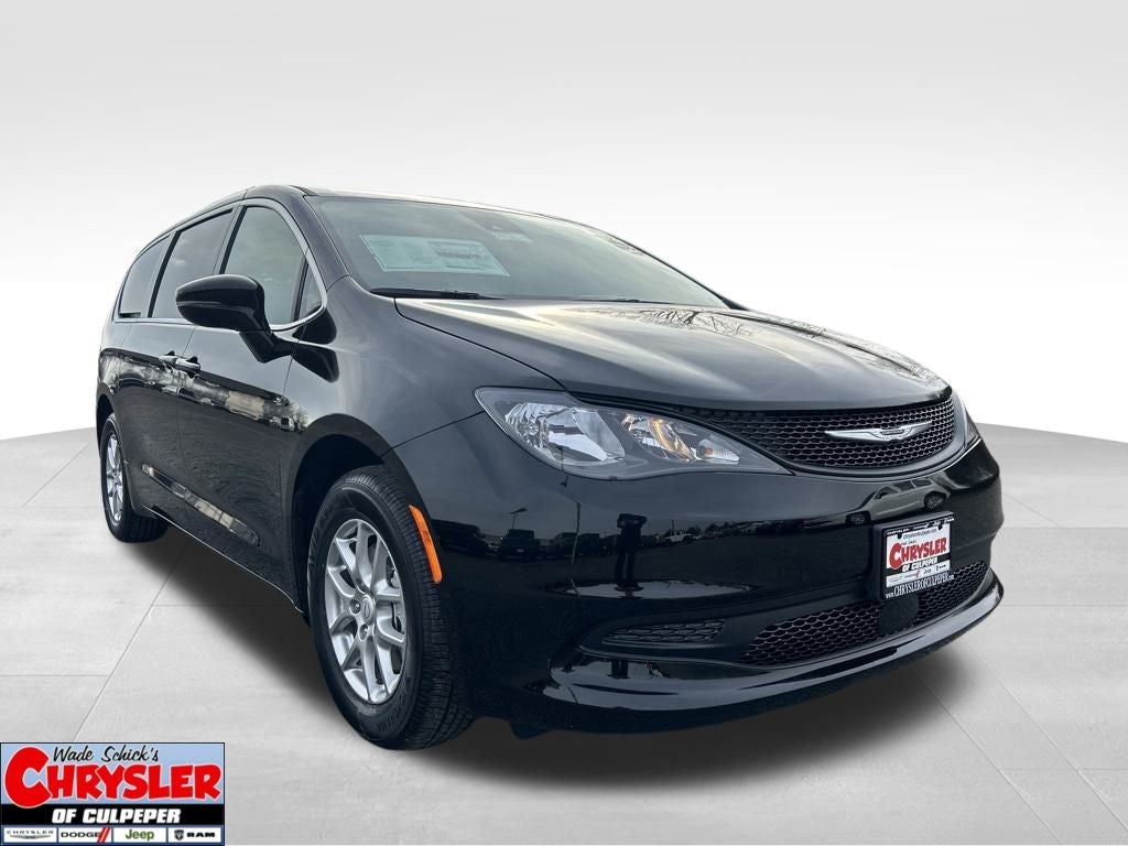 2026 Chrysler Voyager LX