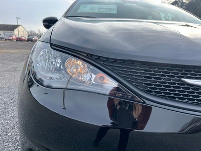 2026 Chrysler Voyager LX