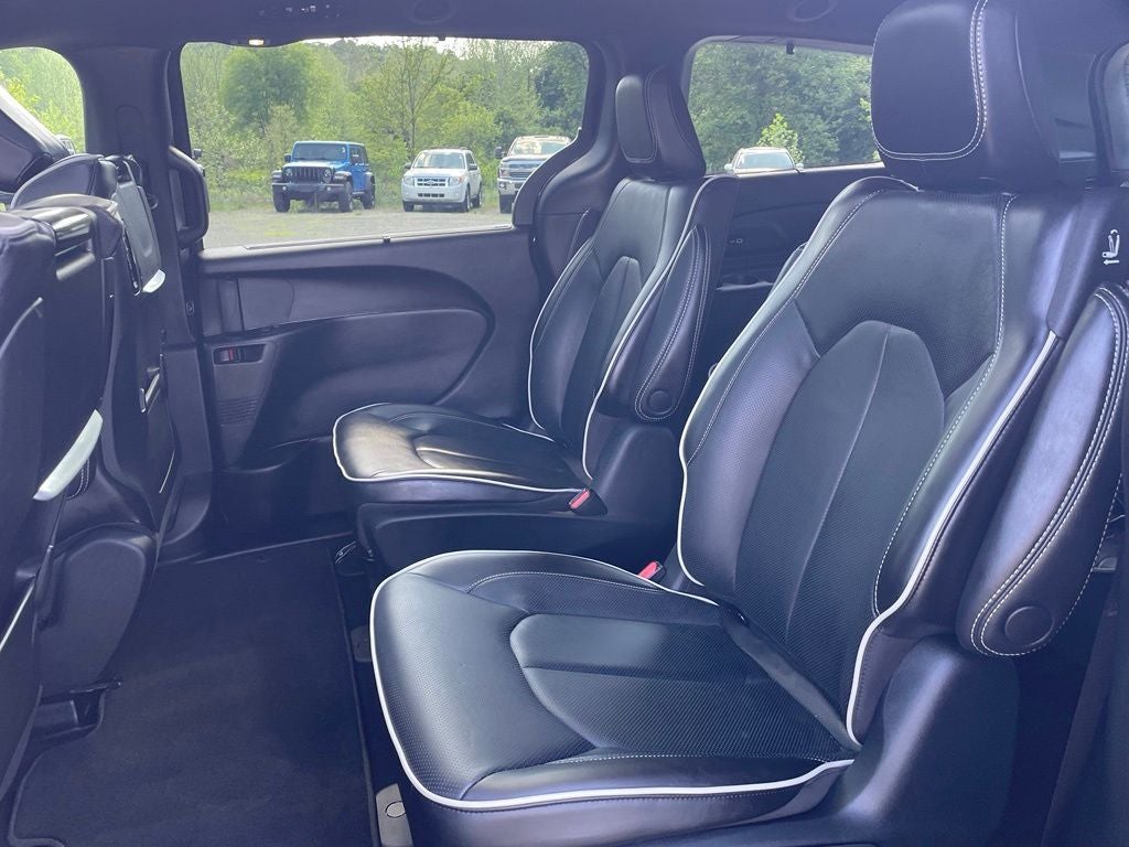 2023 Chrysler Pacifica Hybrid Limited