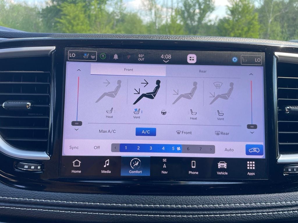 2023 Chrysler Pacifica Hybrid Limited