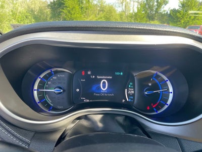 2023 Chrysler Pacifica Hybrid Limited