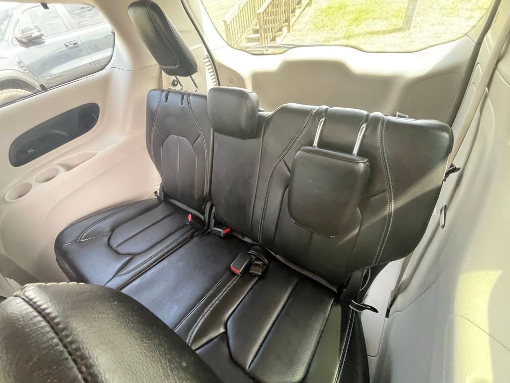 2024 Chrysler Pacifica Hybrid Select