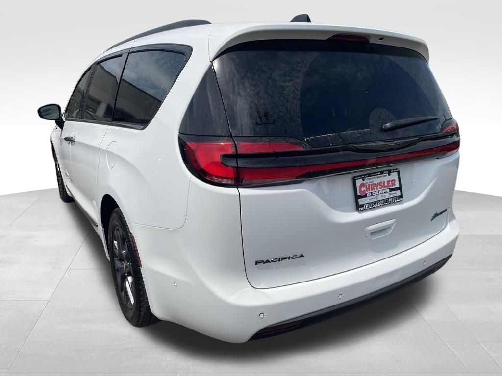 2024 Chrysler Pacifica Hybrid Select