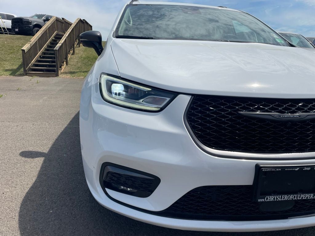 2024 Chrysler Pacifica Hybrid Select