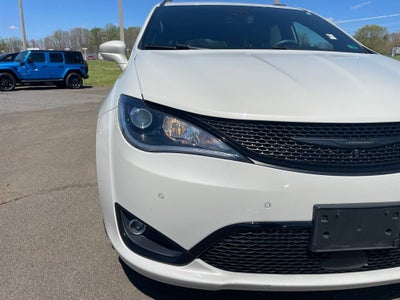 2020 Chrysler Pacifica Launch Edition ALL WHEEL DRIVE