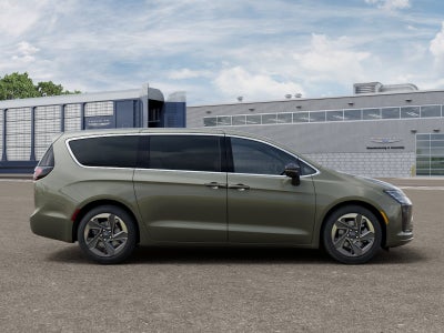 2027 Chrysler Pacifica Limited