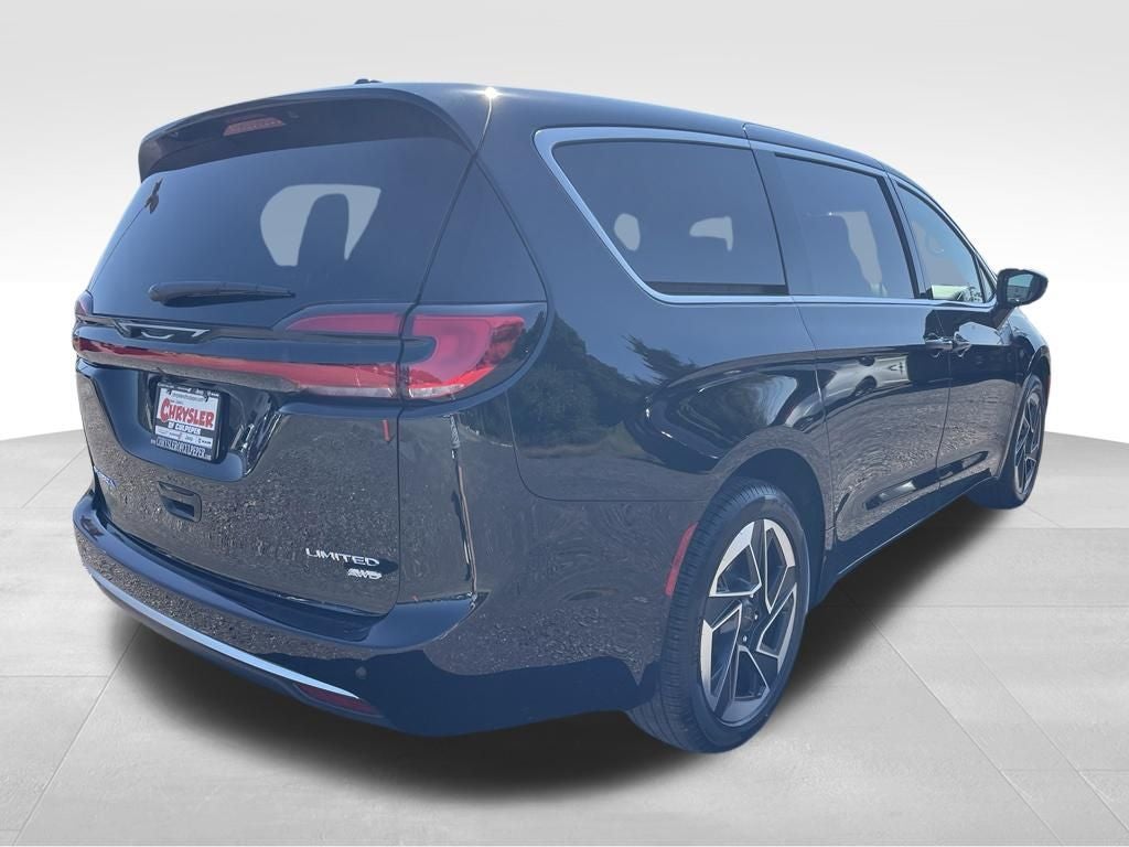 2027 Chrysler Pacifica Limited