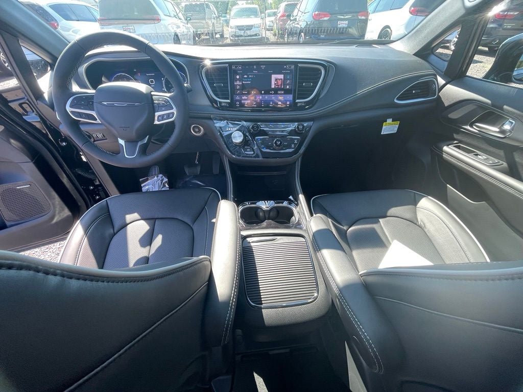 2027 Chrysler Pacifica Limited