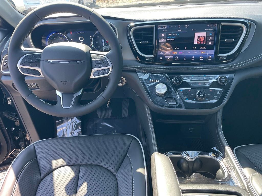 2027 Chrysler Pacifica Limited